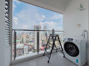 Unclassified image, 4 of 14, button - Le Condé Maison (Phnom Penh)
