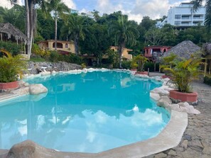 Unclassified image, 5 of 29, button - Case Damare Madrugada (las terrenas)