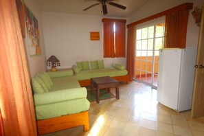 Unclassified image, 4 of 29, button - Case Damare Madrugada (las terrenas)