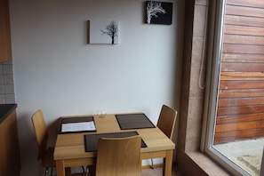Unclassified image, 2 of 13, button - Deluxe Family Apartment Style Room (Akranes)
