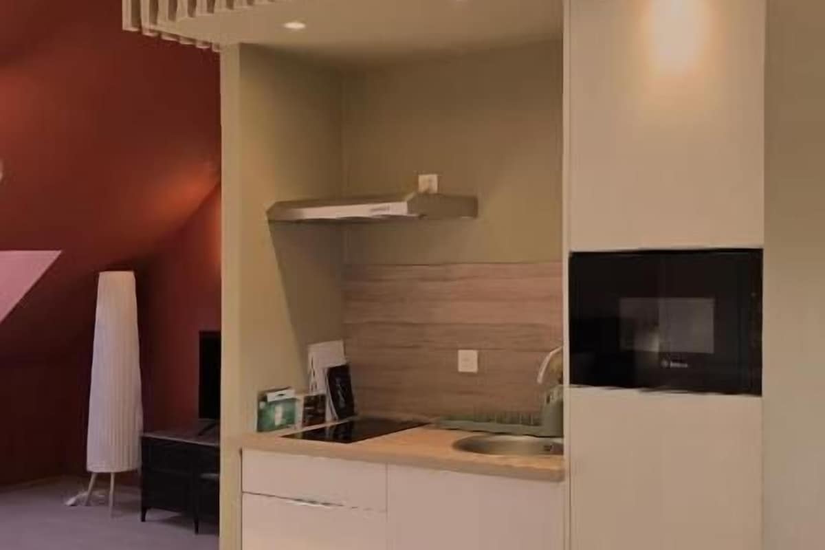Loft, Courtyard View | Private kitchen
