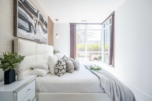 Unclassified image, 5 of 25, button - RivetStays | The Neptune Superior Suite – 2 Bedroom + 2 Bath Condo (Toronto)