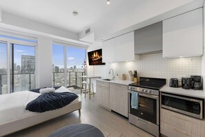 Unclassified image, 3 of 23, button - RivetStays | The Jarvis Classic Suite – Studio Retreat (Toronto)