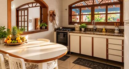 Delightful 5-bedroom farmhouse with AC in Atibaia