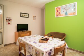 Unclassified image, 5 of 15, button - Apartment 'Salento Cecilia - 4' with Private Terrace, Wi-Fi and Air Conditioning (Torre San Giovanni)