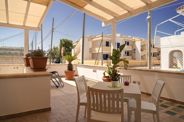 Unclassified image, 1 of 15, button - Apartment 'Salento Cecilia - 4' with Private Terrace, Wi-Fi and Air Conditioning (Torre San Giovanni)