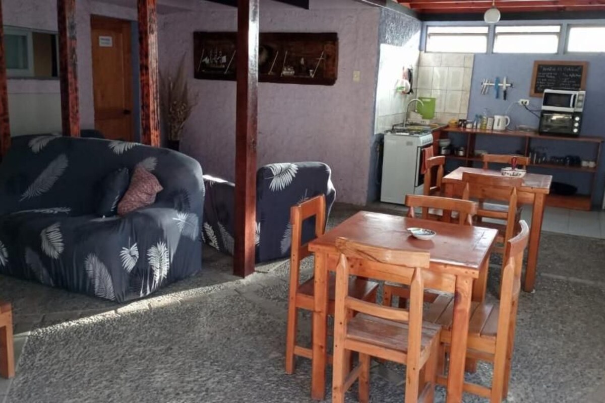 Quarto casal ou duplo clássico, sacada, vista para o jardim | Parte interna