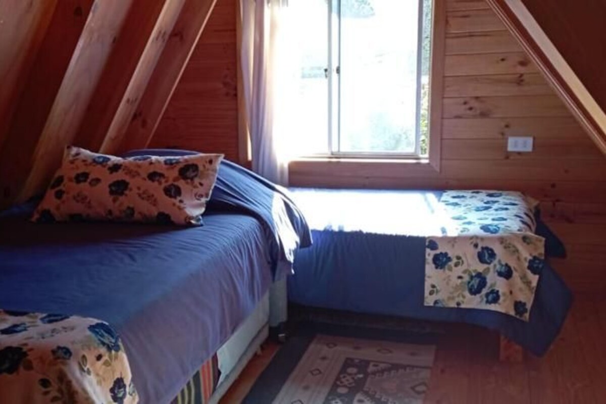 Bangalô família, vista para o pátio | Cortinas blackout, Wi-Fi de cortesia