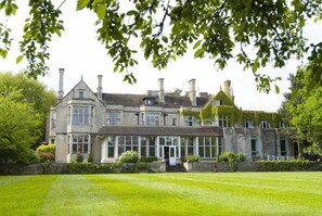 Unclassified image, 3 of 4, button - Westone Manor Hotel (Northampton)
