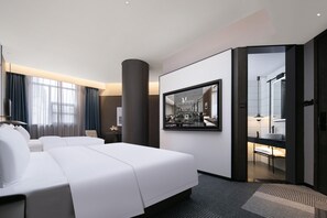 Unclassified image, 3 of 52, button - Madison Hotel Wuhan Jianghan Road Pedestrian st (Wuhan)