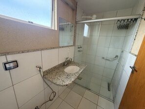 Ảnh chưa phân loại, 2 trong số 6 ảnh, nút