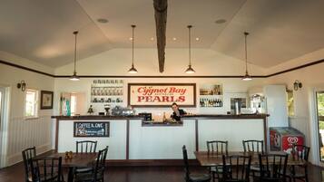 بار (في المنشاة)