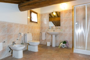 Room - Borgo San Pecoraio (Riparbella)