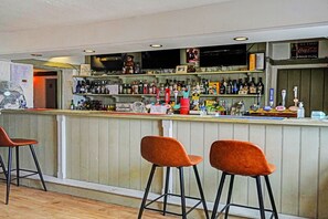 Unclassified image, 2 of 25, button - OYO The Billingford Horseshoes - Self Check IN (Diss)