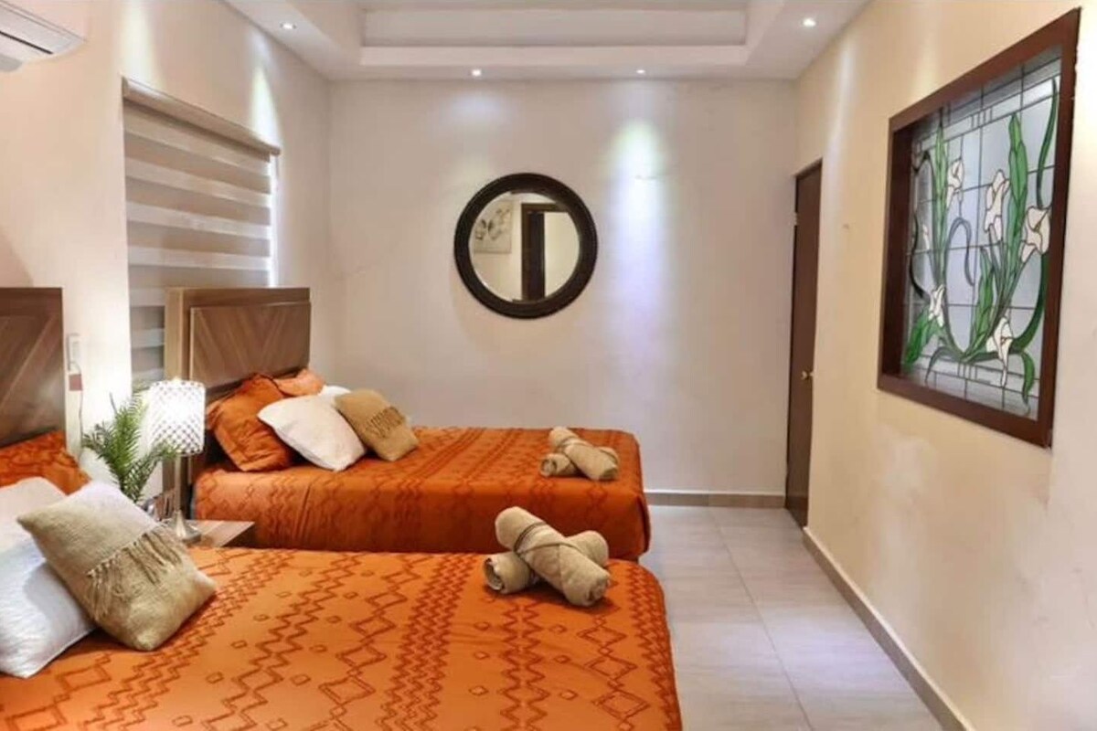 Comfort Apartment, 2 Bedrooms | Iron/ironing board, WiFi (free)