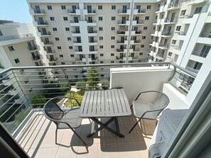 Unclassified image, 2 of 6, button - Modern 1 BR w/ Garden Views - Gzira (Gżira)