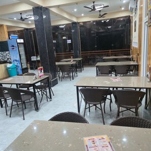 星評価なしの画像、2 / 7、ボタン