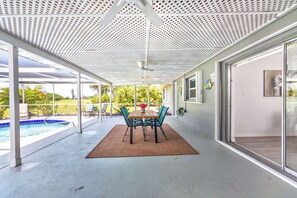 Unclassified image, 2 of 58, button - Dreams Away - Sleeps 8, Pool, Golf, Fun! (Rotonda West)