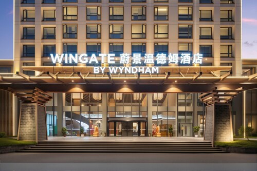 Wingate By Wyndham Xiangxi Furong Town