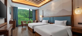 Wingate By Wyndham Xiangxi Furong Town