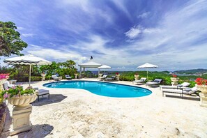 Pool - Bellevue Estate- 6BR New remodel w/Restoration Hardware & Tennis (St. Thomas)