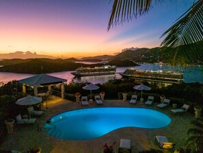 Pool - Bellevue Estate- 6BR New remodel w/Restoration Hardware & Tennis (St. Thomas)