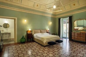 Room - Vrbo Property (Catania)