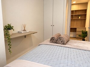 Unclassified image, 3 of 22, button - Modern apartment with terrace in Miraflores (101) (Miraflores)