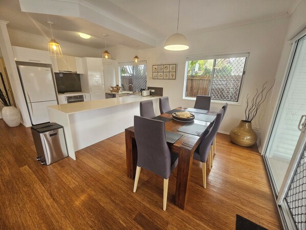 Unclassified image, 1 of 16, button - Whole House In Palm Beach- perfect location! (Palm Beach)