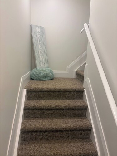 Entire Private one Bedroom Apartment Alton, Ont