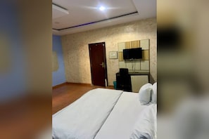 Ảnh chưa phân loại, 3 trong số 12 ảnh, nút
