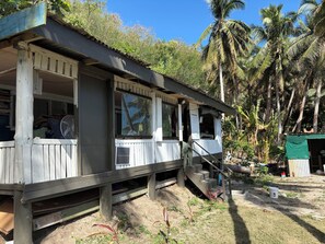 Unclassified image, 2 of 10, button - Tom's Sunset Homestay  (Waya Island)