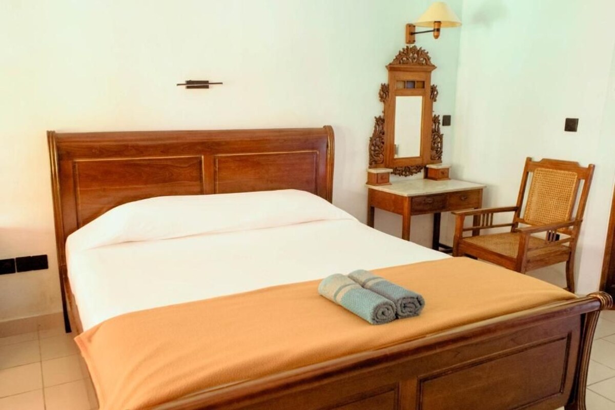In-room safe, desk, laptop workspace, free WiFi