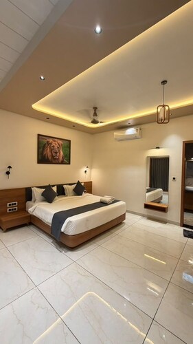 The Premier Girtara Resort