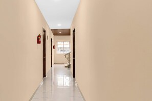 Ảnh chưa phân loại, 5 trong số 63 ảnh, nút