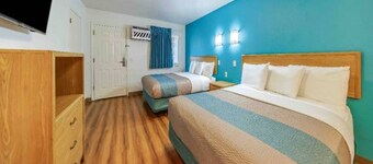 2 Queen Beds | Non-Smoking, Micfridge