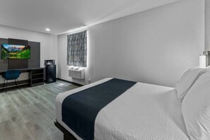 Unclassified image, 5 of 30, button - 1 Queen Bed|Mobility|Tub|Micfridg (Brighton CO)