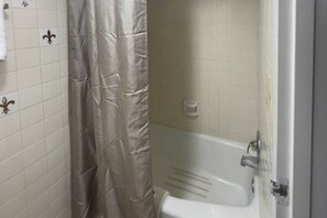 Unclassified image, 4 of 20, button - 1 Queen bed | Non Smoking (Sallisaw)