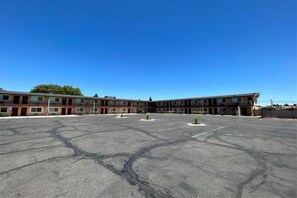 Unclassified image, 5 of 28, button - 2 Queen Beds | Suite, Nsmk, Micfridge (Yuba City)