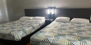 Bedroom - 2 Full Beds|NS | Modesto (Modesto)