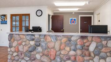 Entrance / Reception