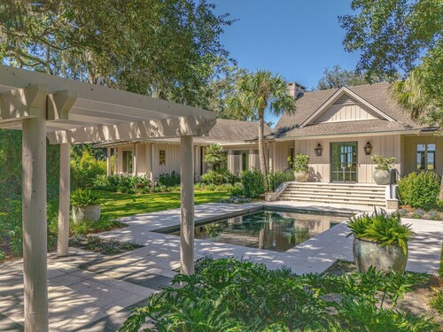 Expansive marsh views at Sea Island Cottage 309