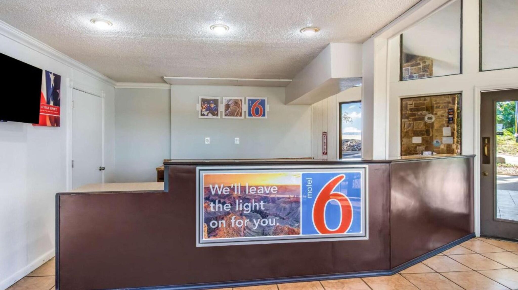 Entrance / Reception