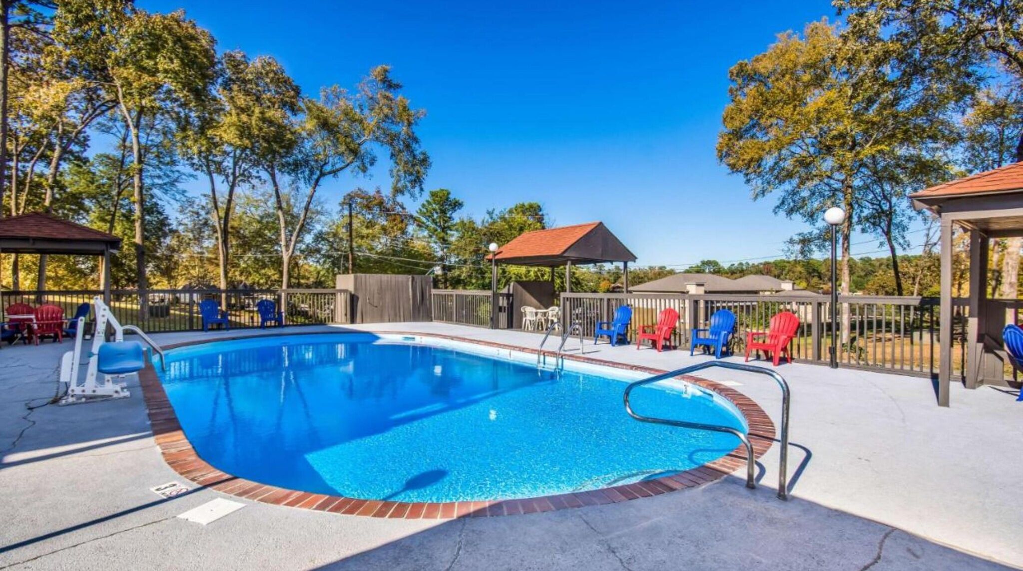 Holiday Home Swimming Pool