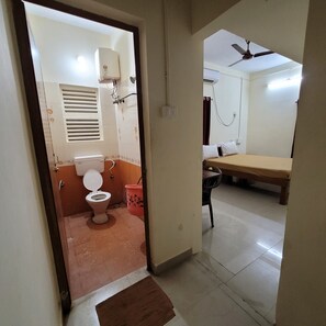 Ảnh chưa phân loại, 3 trong số 6 ảnh, nút