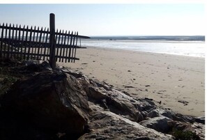 Untagged - La Petite Dune - A Dream for 2 (Bretteville sur Ay \/ Plage)