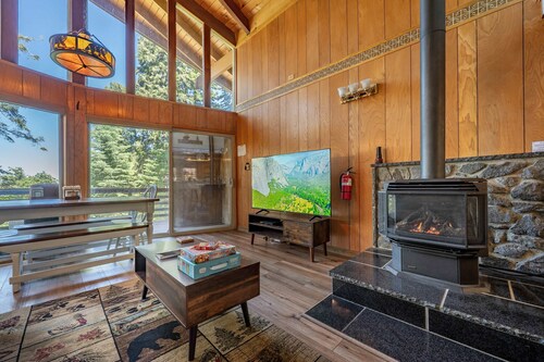 Cub s Cabin Family House Inside the Gates of Yosemite Park