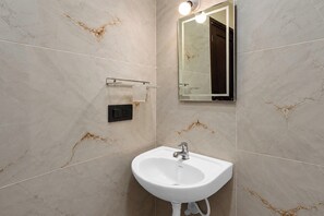 Unclassified image, 4 of 49, button - Townhouse Nallurahalli Lakeview (Bengaluru)