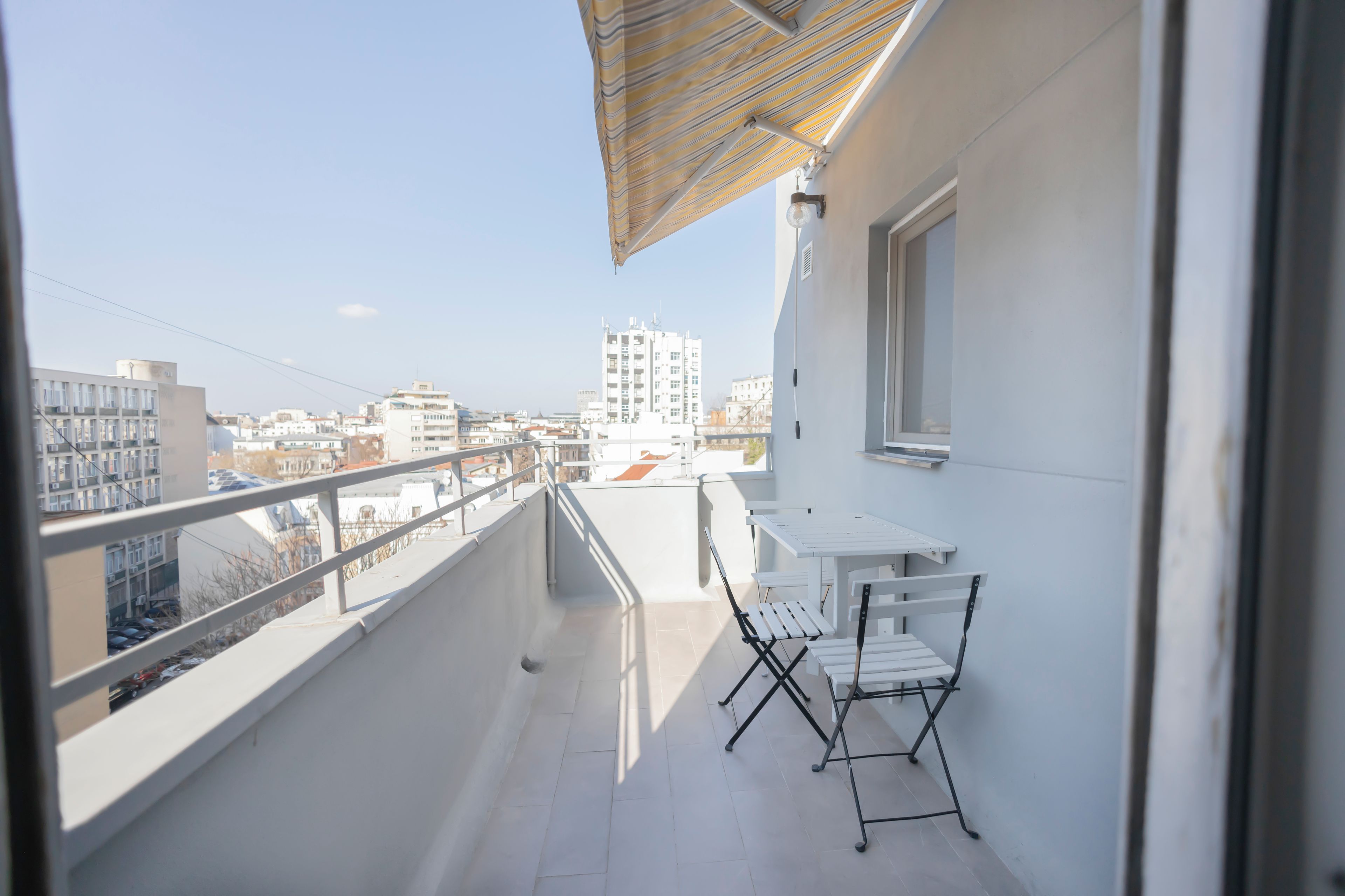 Apartment, 2 Bedrooms, Kitchen, City View | Outdoor dining