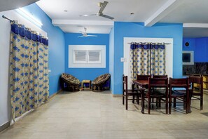 Gambar tidak terklasifikasi, 3 dari 25, tombol